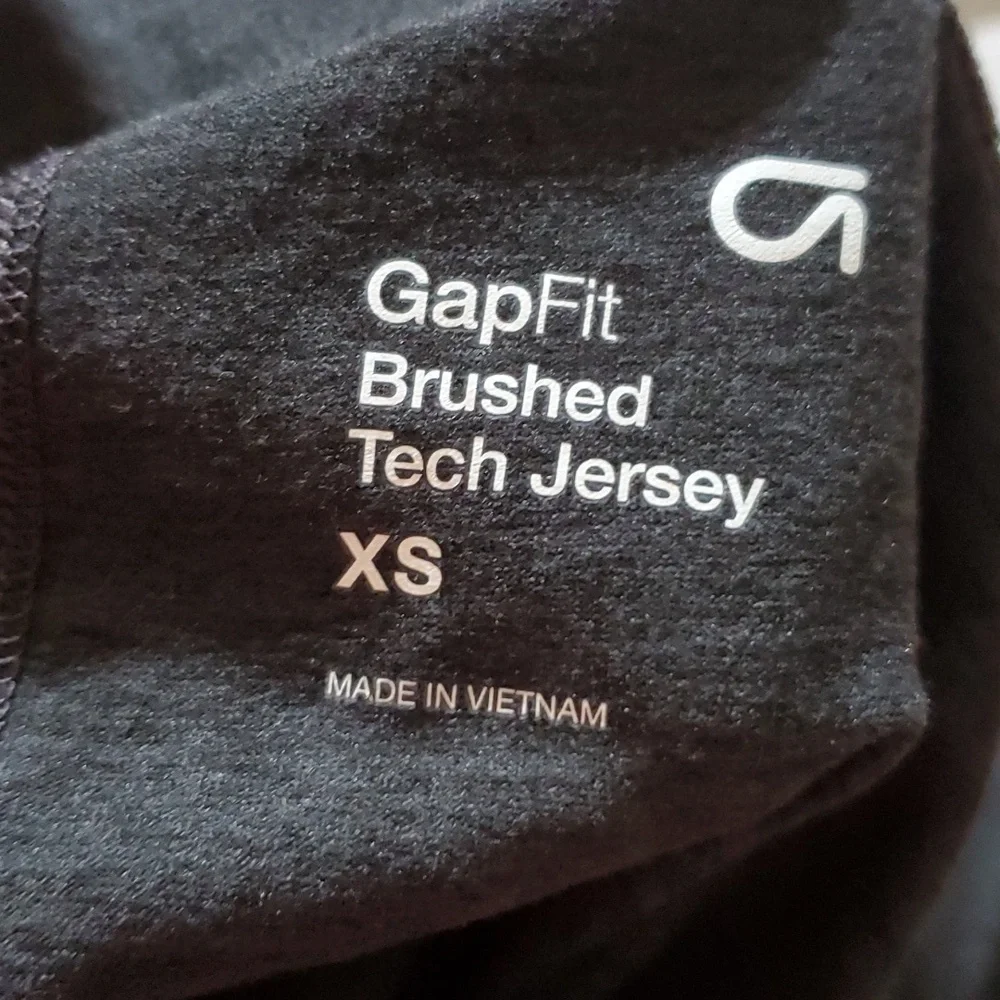 🆕️ GAP FIT BRUSHED TECH JERSEY WOMEN'S SHORTS - Picture 8 of 9